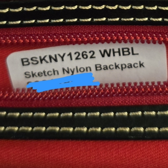 🎡 Disney Sketch Backpack by Dooney & Bourke — Excellent Used Condition - Picture 5 of 10